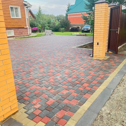 05. ТРОТУАРНАЯ ПЛИТКА СТАРЫЙ ГОРОД НА ЧАСТНОМ УЧАСТКЕ